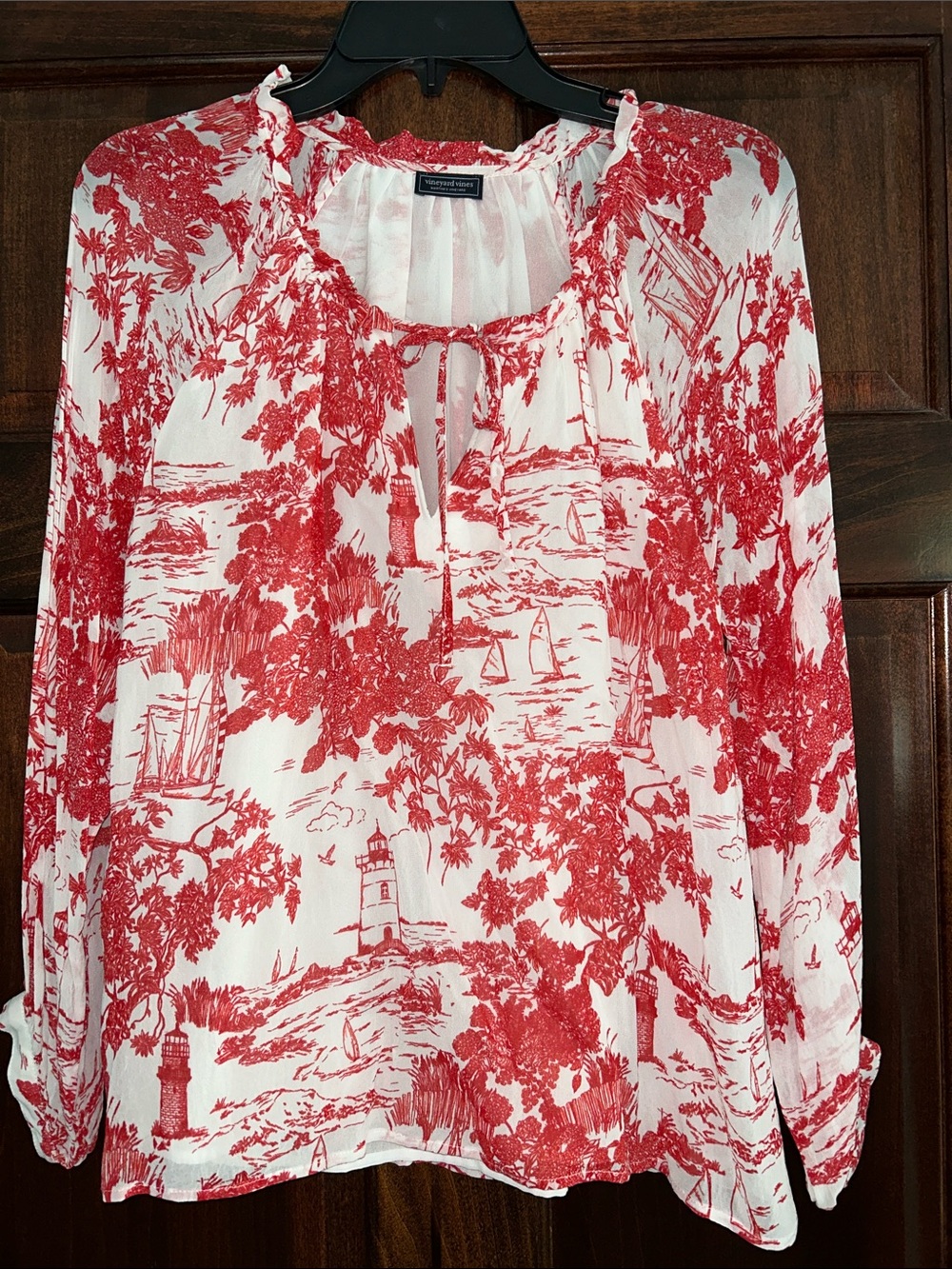 Vineyard Vines Red and White Toile Peasant Top M